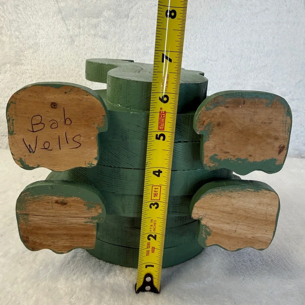 Charming Green Reptile Alligator Crocodile Habitat Decor Artist Signed Bob Wells